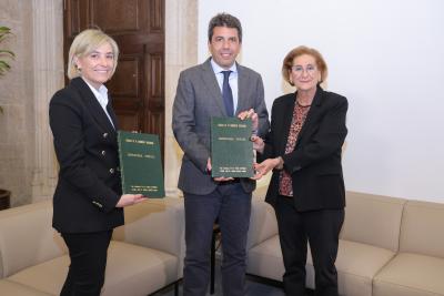 Carlos Mazón ha rebut la memòria de la Fiscalia de la Comunitat Valenciana de 2022